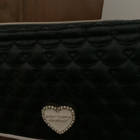 Purse - Picture 2 of 3